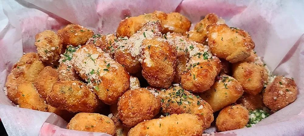 Garlic Cheese Curds